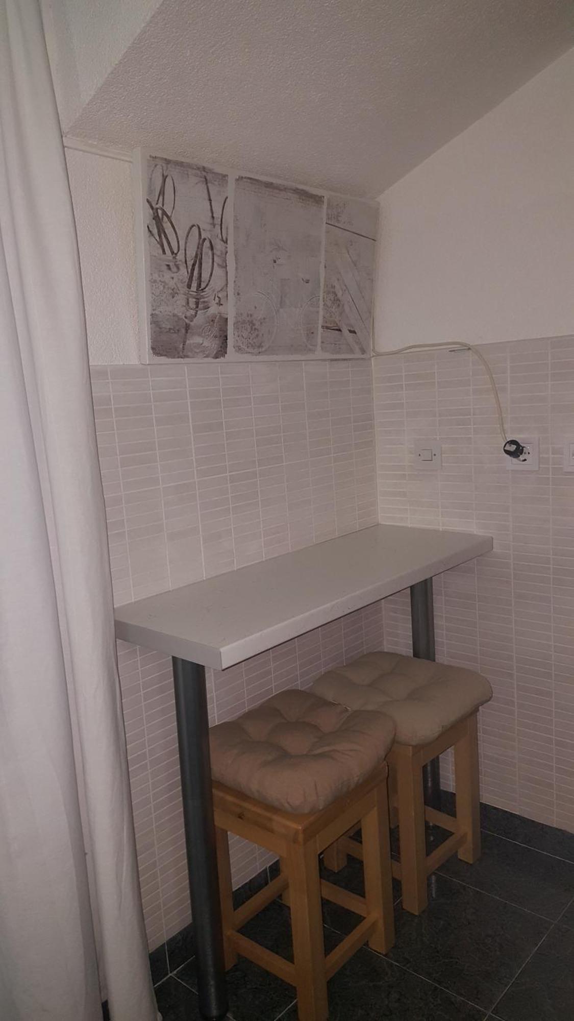 Apartmani Krgusic ติวัต ภายนอก รูปภาพ